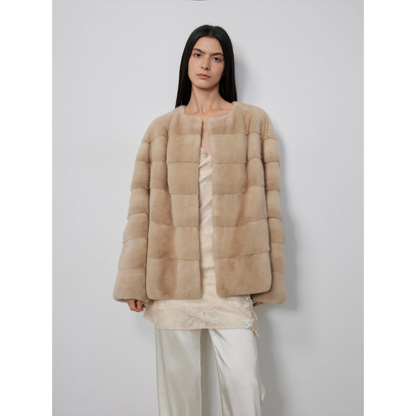 The Kopenhagen Edit — Retro Round-Neck Jacket in Standard-Level